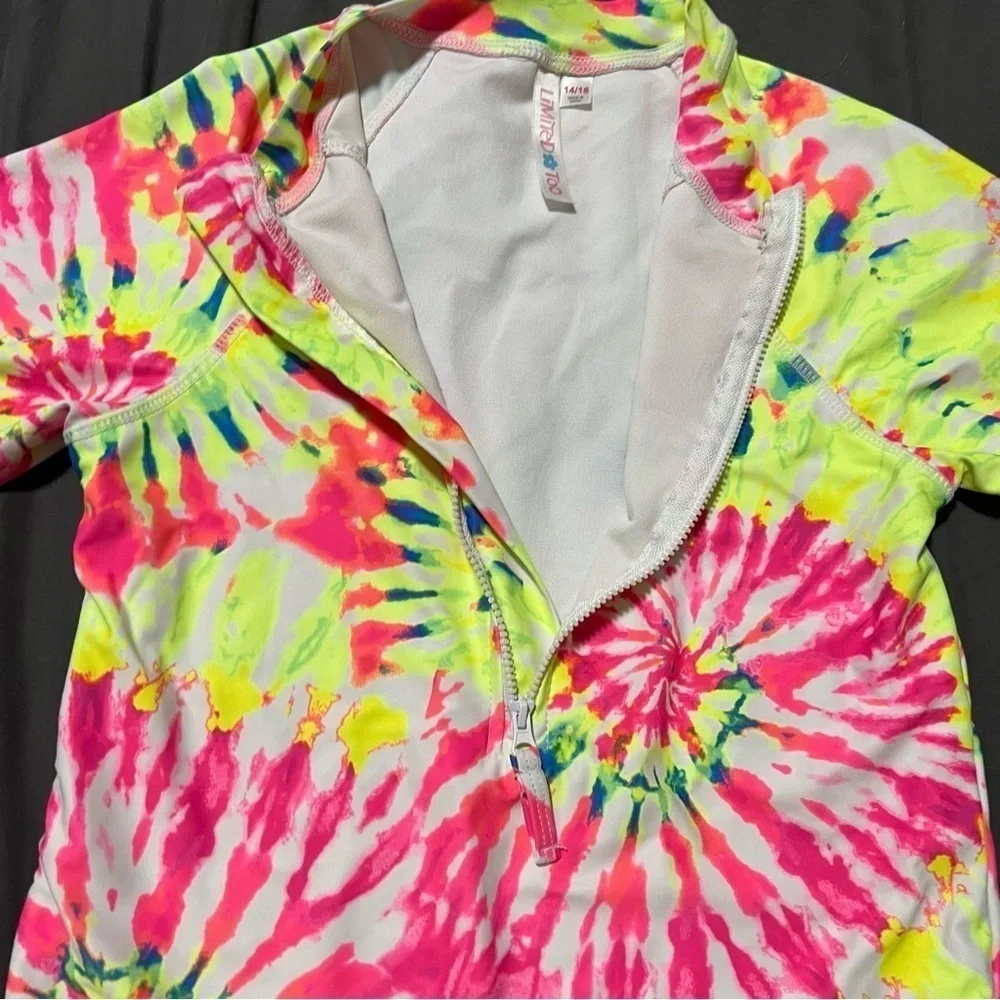 Limited Too Girls' Rash Guard –UPF 50+ One-piece Long Sleeve Swimsuit Size 14/16